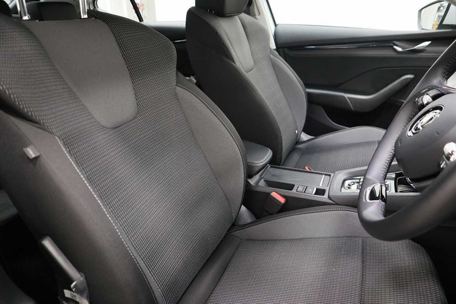 SKODA Octavia SE Technology 1.0 TSI e-TEC 110 PS DSG **AUTOMATIC**