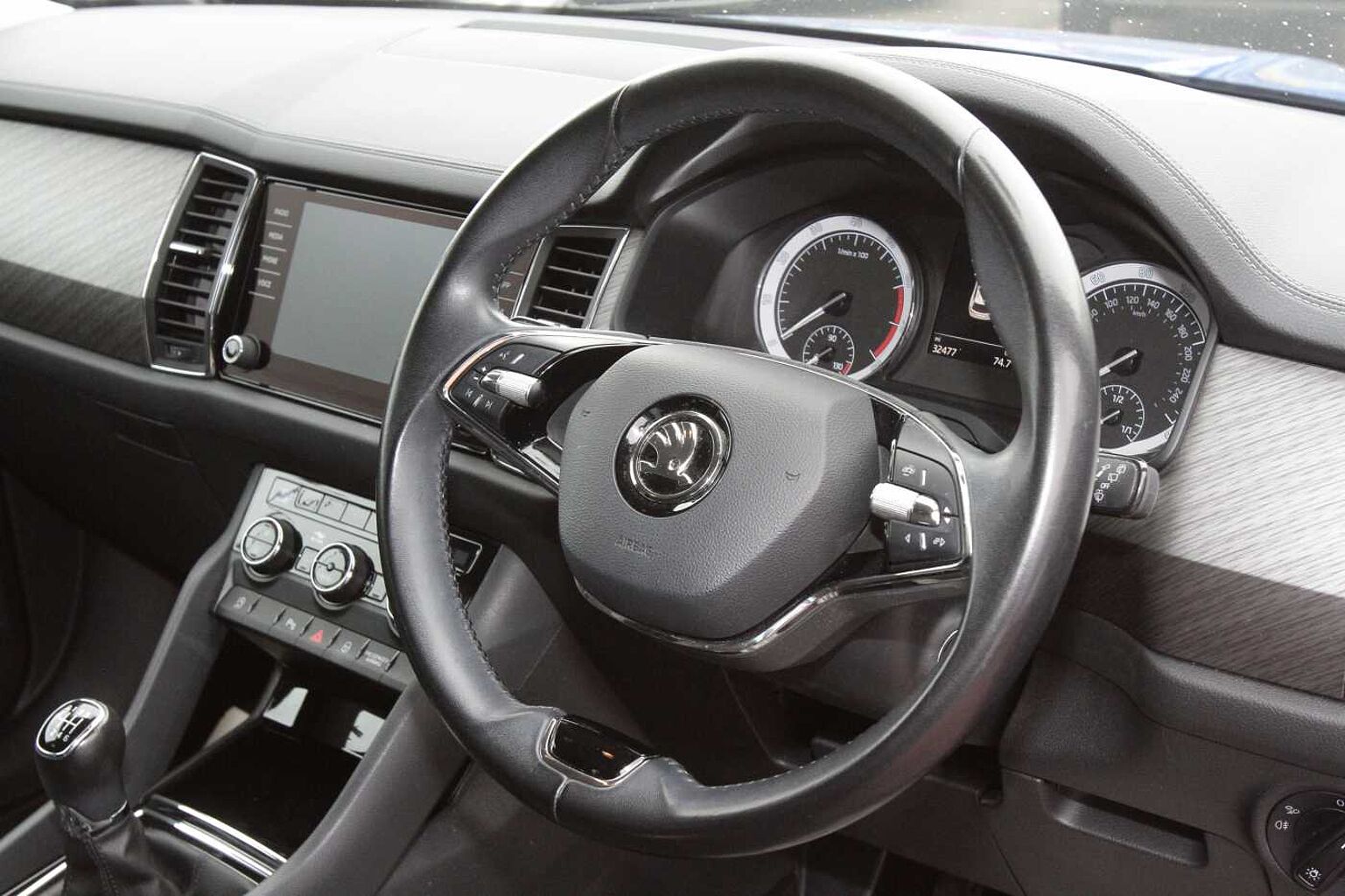 SKODA Kodiaq SE L (7 seats) 1.5 TSI 150 PS 6G Man