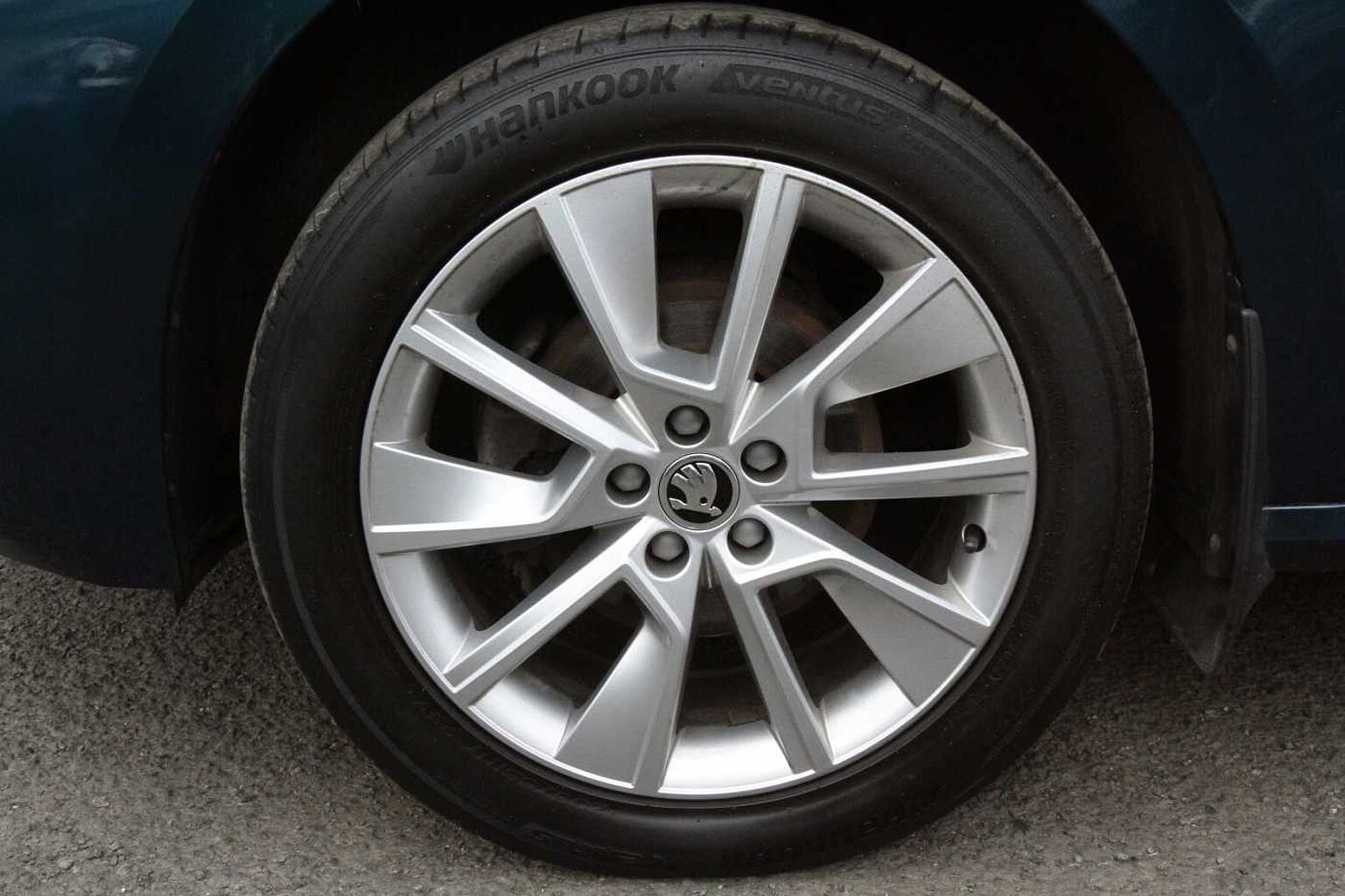 SKODA Kamiq SE 1.0 TSI 95 PS 5G Man