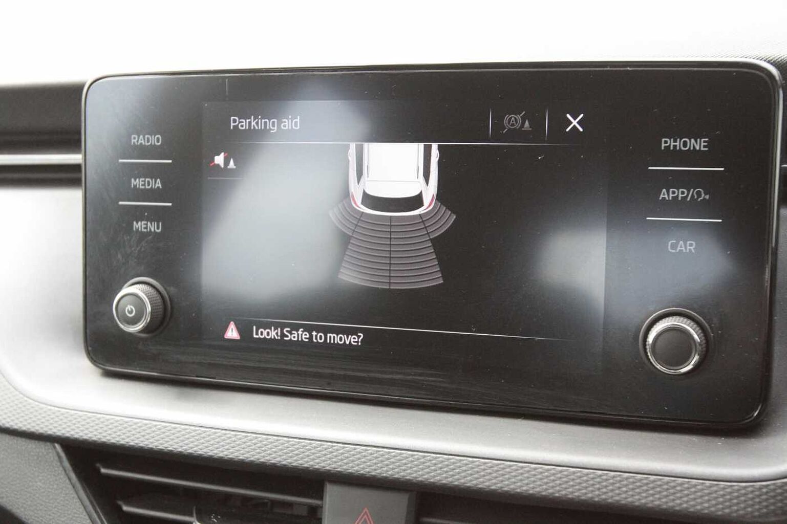 SKODA Kamiq SE 1.0 TSI 95 PS 5G Man