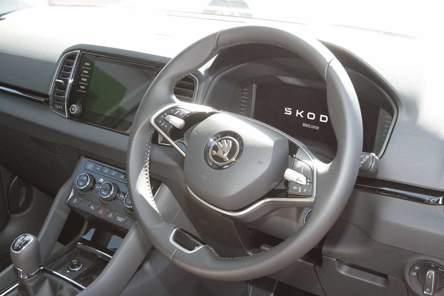 SKODA Karoq SE L 1.0 TSI 116 PS 6G Man