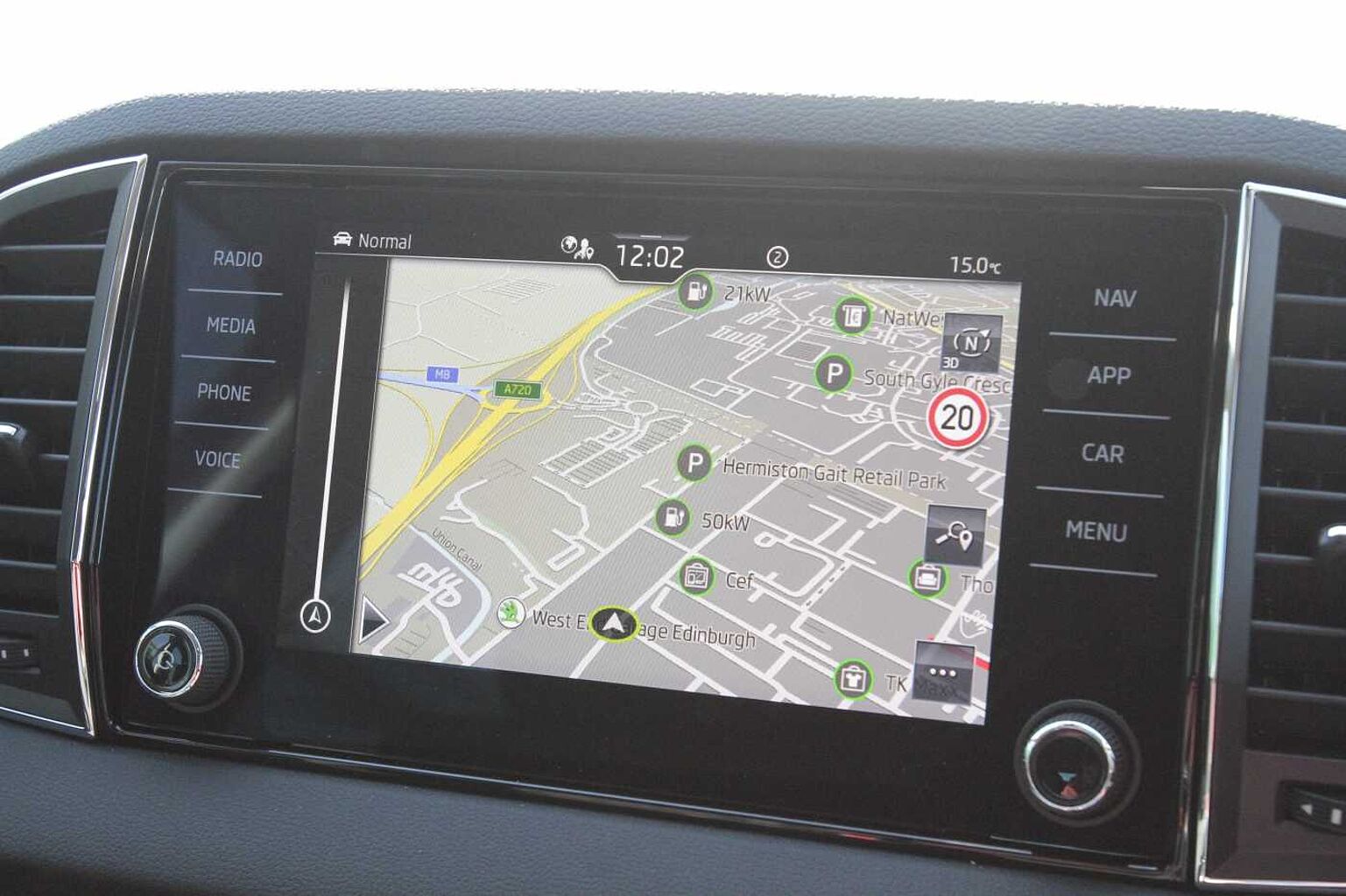 SKODA Karoq SE L 1.0 TSI 116 PS 6G Man